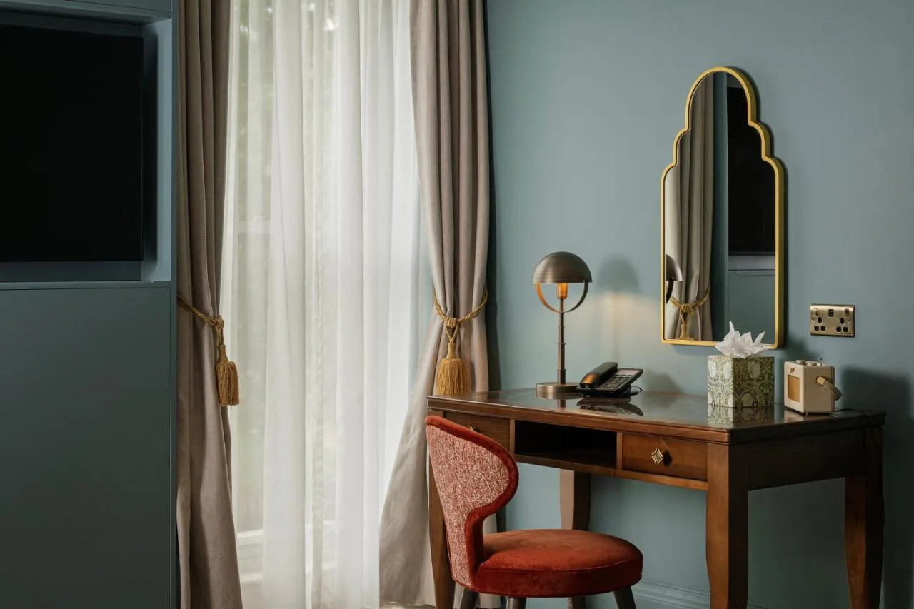 Deluxe Double Room with City View